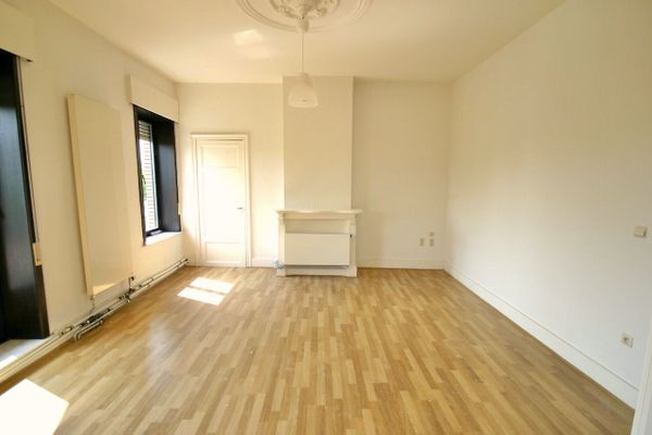 Huis te huur / Bellem