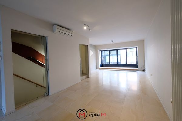 Estate main image