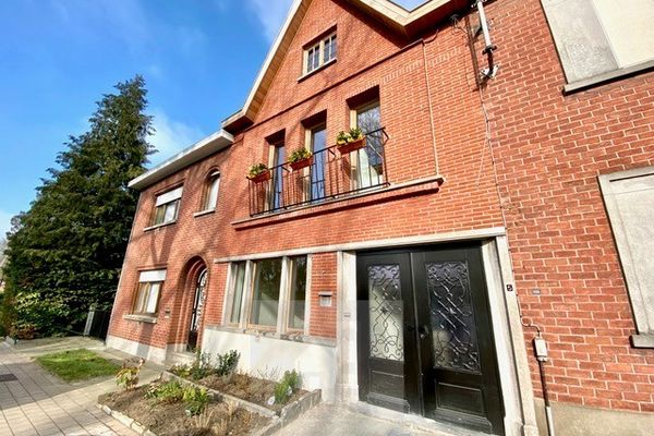 Huis
                                verkocht
                                in Waregem