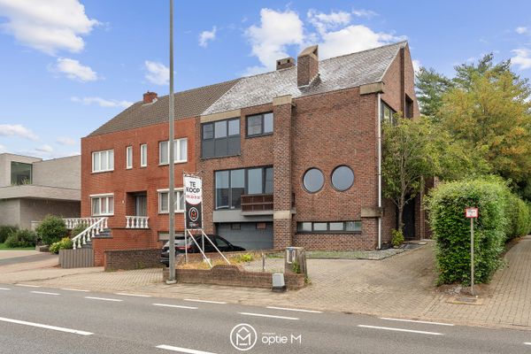 Huis
                                te koop
                                in Bilzen-Hoeselt