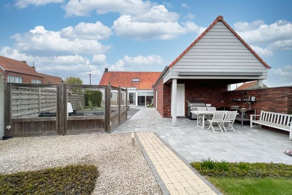 Huis
                                te koop
                                in Torhout