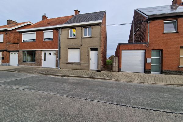 Huis
                                te koop
                                in Roeselare