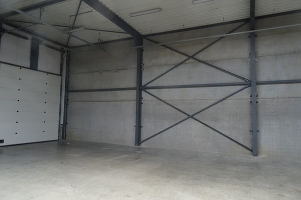 Industrieel te koop / Genk