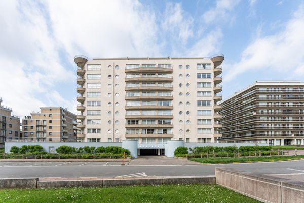 Garage
                                a vendre
                                in La Panne