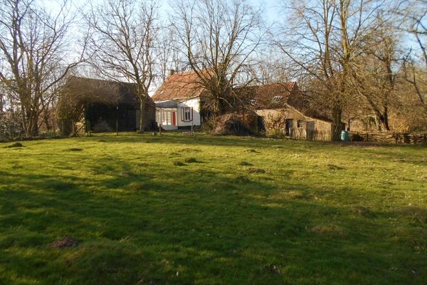Hoeve
                            verkocht in Beerlegem