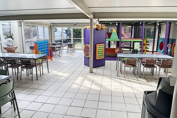 Commercieel te koop / Koersel