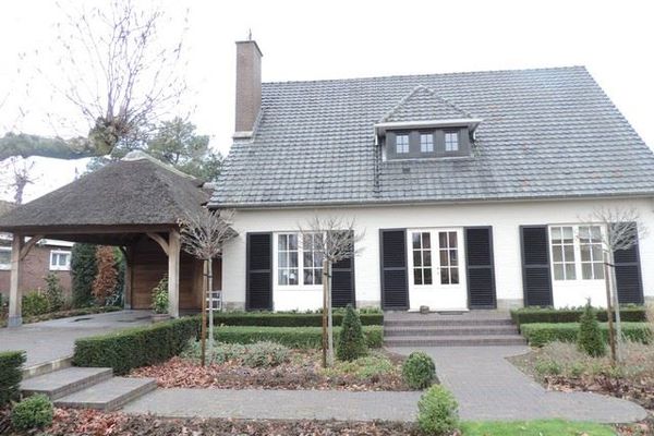 Huis verkocht / Paal
