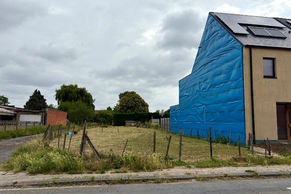 Grond
                                te koop
                                in Zwijndrecht