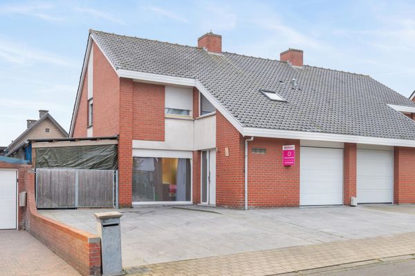 Huis
                                te koop
                                in Staden