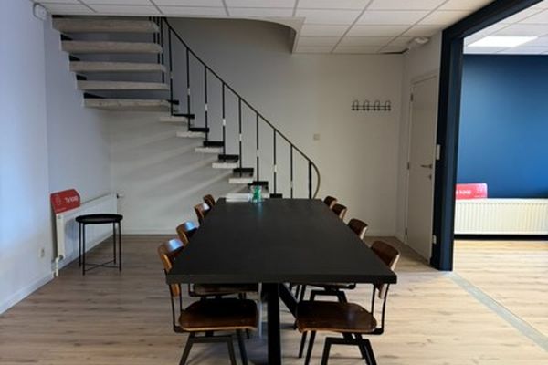 Kantoor te huur / Beringen
