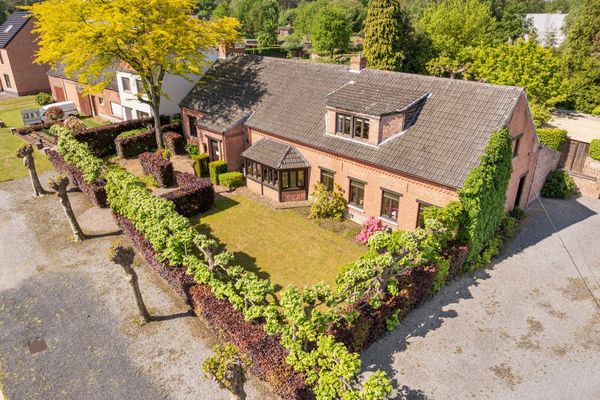 Estate main image