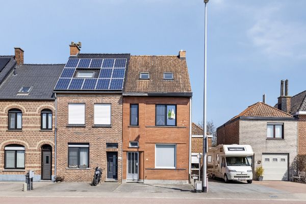 Huis
                                te koop
                                in Izegem