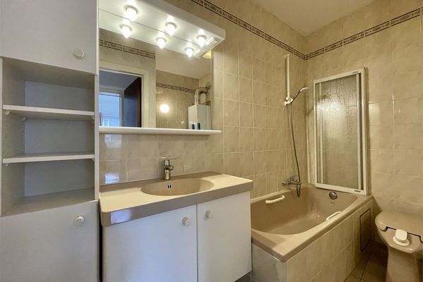 Appartement te huur / Halle