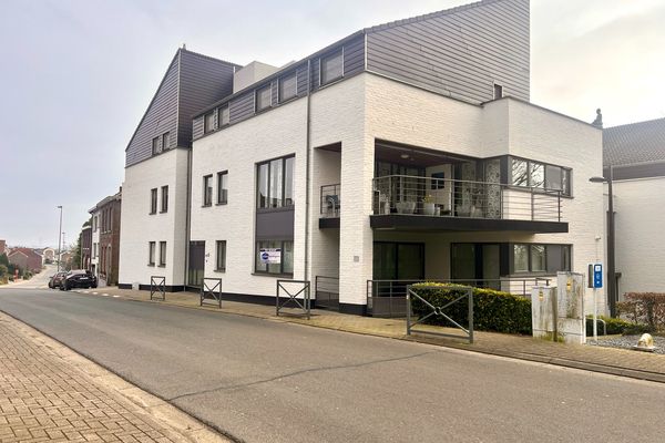 Estate main image