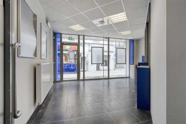 Commercial a louer / Tongres