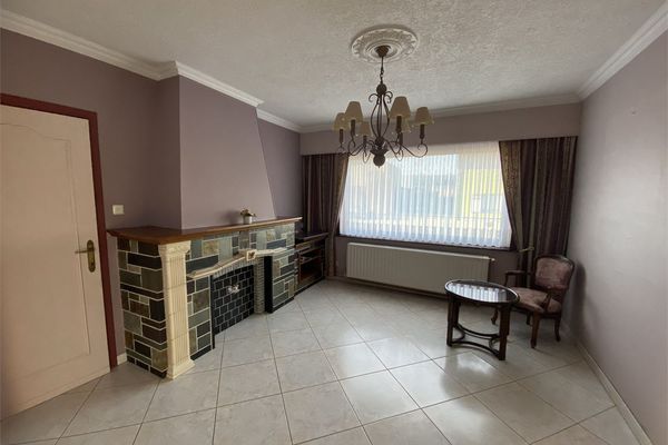 Commercieel verkocht / Paal