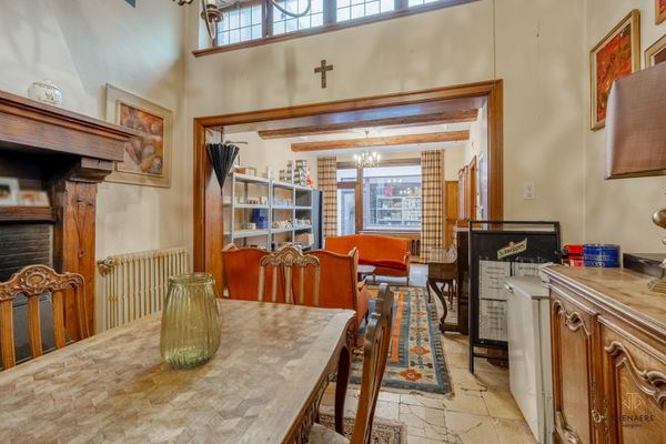 Commercieel te koop / Sint-Truiden