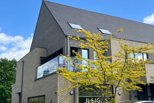 Estate main image