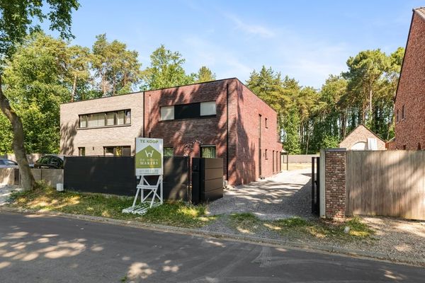 Huis
                            te koop in Genk