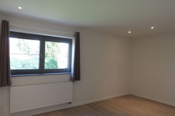 Huis verhuurd / Paal