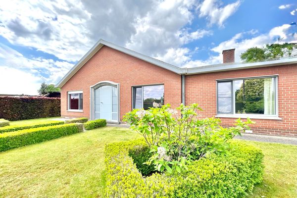 Bungalow
                            te koop in Kuurne