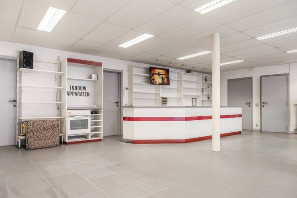 Commercieel
                                te koop
                                in Beveren-Kruibeke-Zwijndrecht