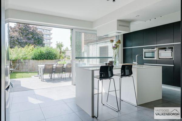 Herenhuis
                                te koop in Hasselt