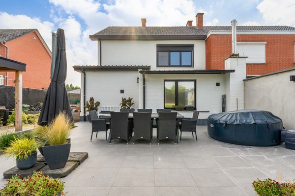 Huis te koop / Nieuwerkerken