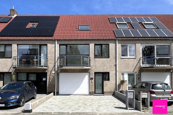 Bel-étage
                            verhuurd in Oostende