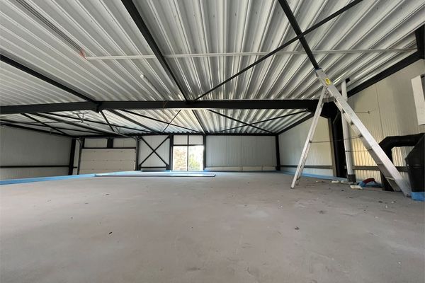 Commercieel verhuurd / Paal