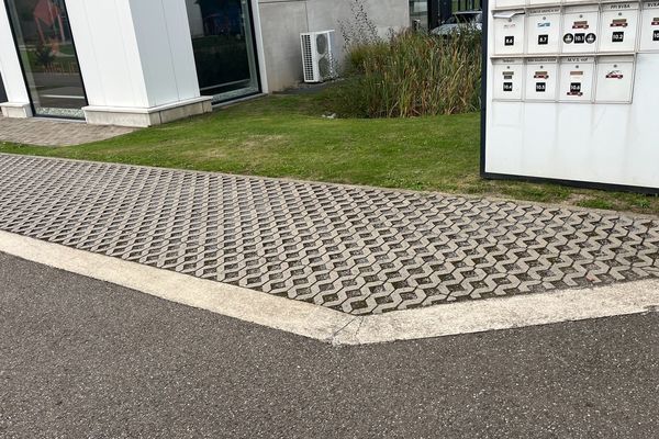 Industrieel te huur / Diepenbeek