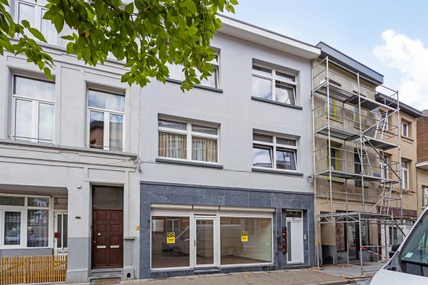 Estate main image