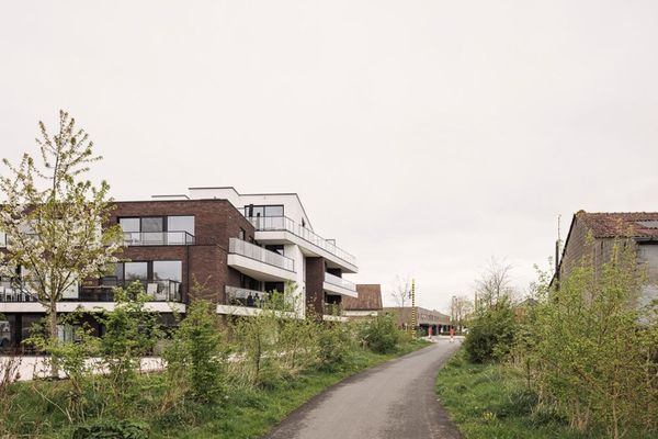 estate img