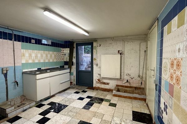 Huis te koop / Blanden