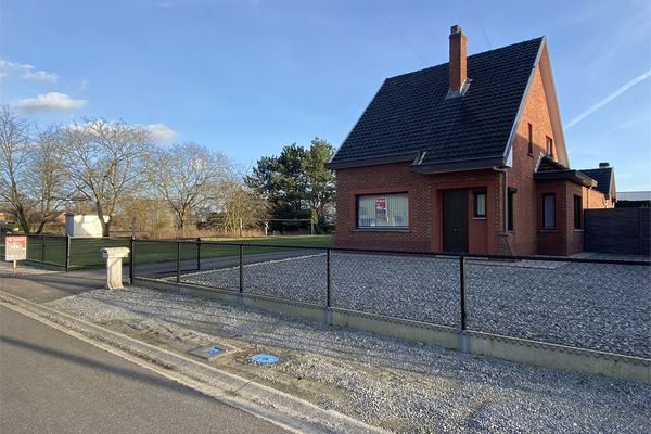 Commercieel verkocht / Paal