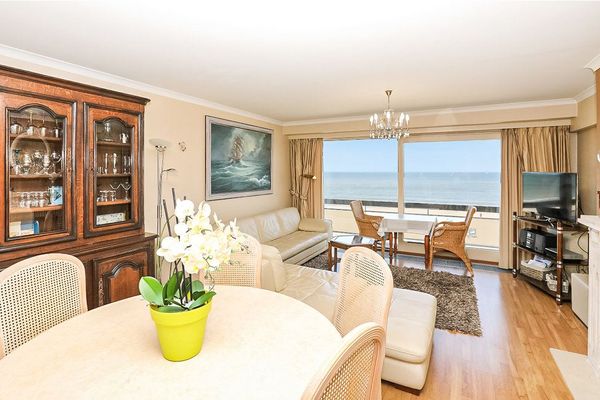 Ap 3+ bedrooms
                            for rent in Oostende