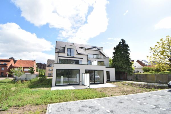 Appartement
                                te huur
                                in Tielen