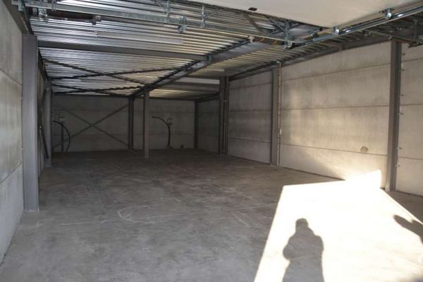 Industrieel te huur / Zwevezele