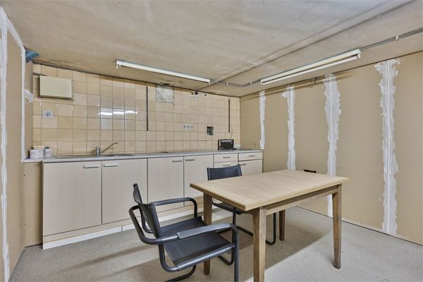 Commercial a louer / Tongres