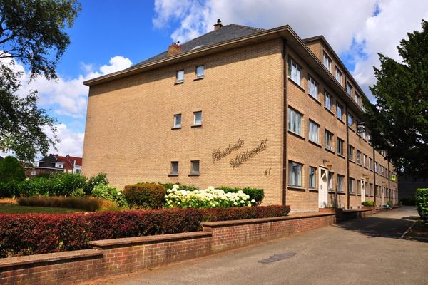 Estate main image