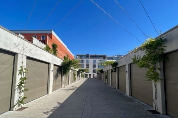 Garage
                            te koop in Waregem