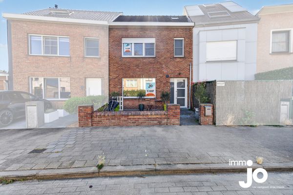 Huis
                                te koop
                                in Oostende