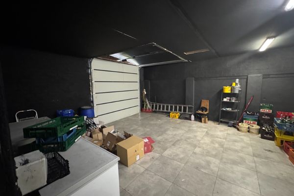 Commercieel te koop / Kapellen