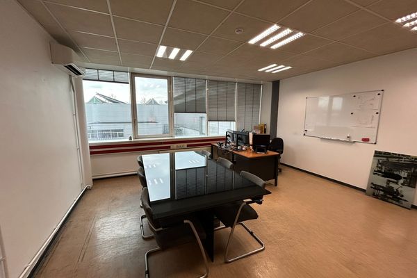 Industrieel te koop / Hasselt