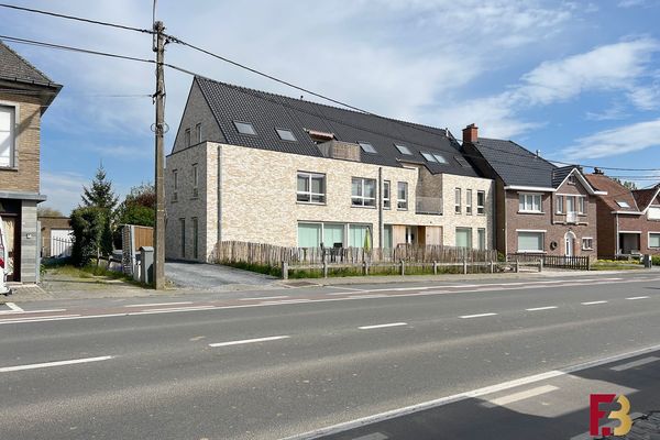 Estate main image