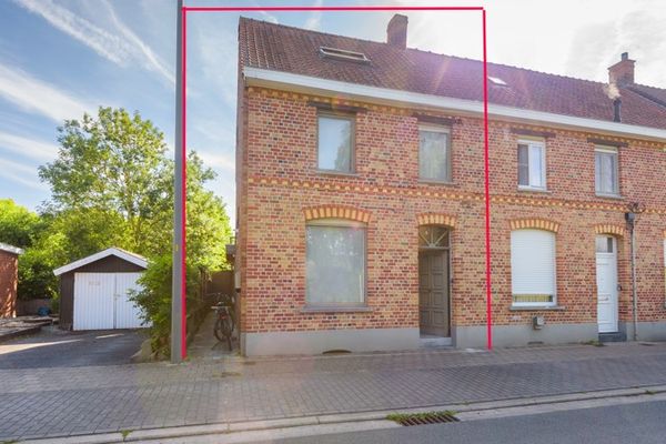 Huis
                                te koop
                                in Deerlijk