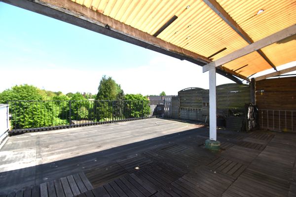 Estate main image