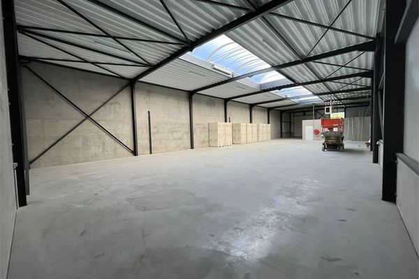 Commercieel verhuurd / Paal