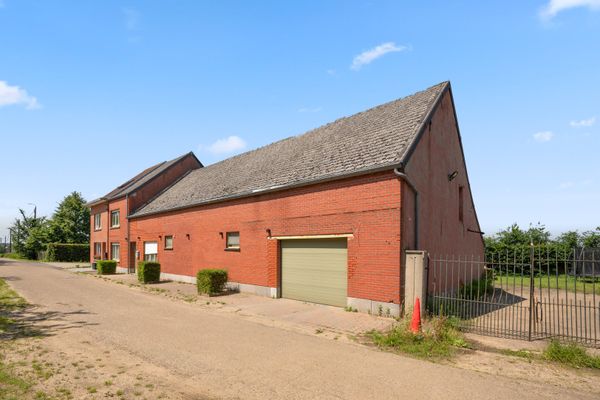 Huis
                                te koop
                                in Aarschot
