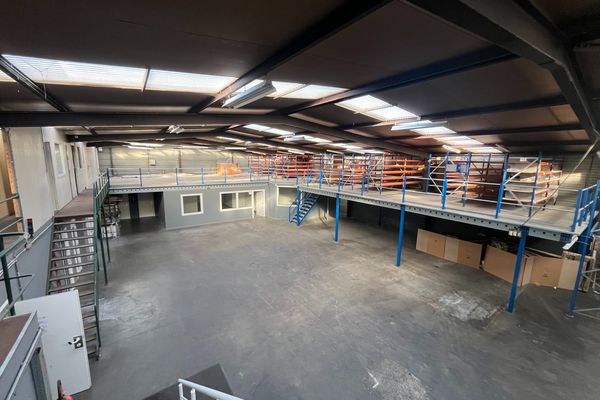 Industrieel te koop / Lummen